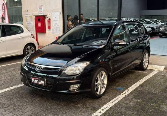 HYUNDAI I30 2.0 MPFI GLS 16V GASOLINA 4P MANUAL HYUNDAI I30 2.0 MPFI GLS 16V GASOLINA 4P MANUAL
